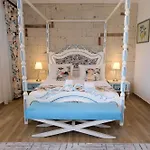 Limonaia Bed & Breakfast 4*