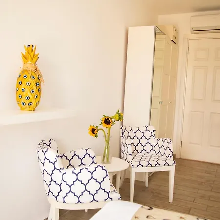 Limonaia Bed & Breakfast Alaçatı