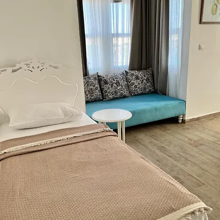 Alojamento de Acomodação e Pequeno-almoço Limonaia Alacati