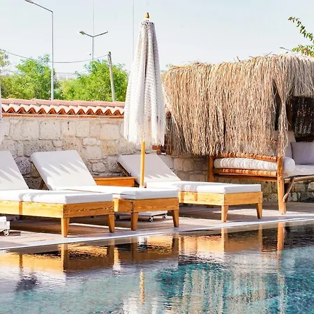 Alojamento de Acomodação e Pequeno-almoço Limonaia Alacati