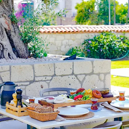 Alojamento de Acomodação e Pequeno-almoço Limonaia 4*