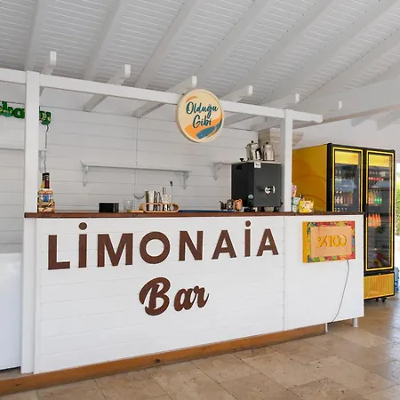 Couette-café Limonaia 2*