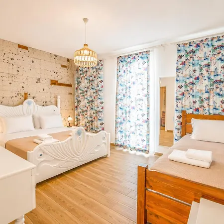 Limonaia 4*